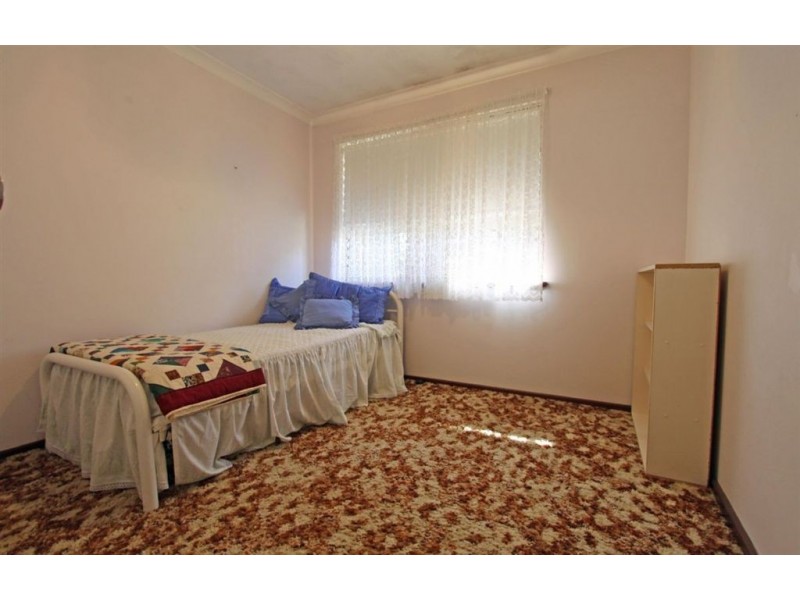 25 Hennessy Place, Mandurah WA 6210