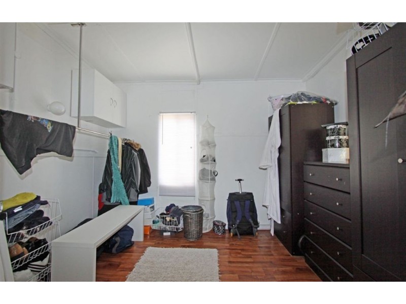 2/27A King Drive, Wannanup WA 6210