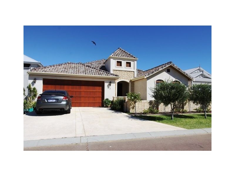 7 Twilight Court, Dudley Park WA 6210