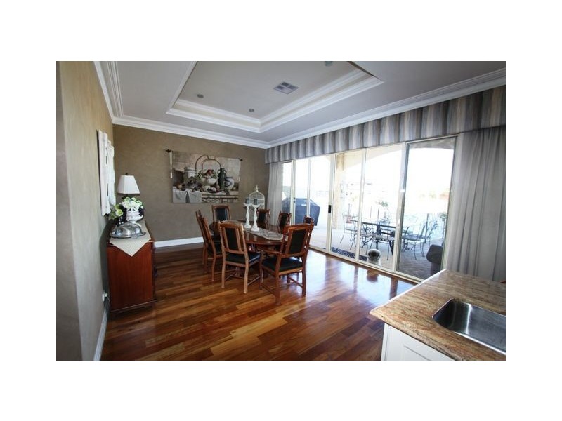 7 Twilight Court, Dudley Park WA 6210