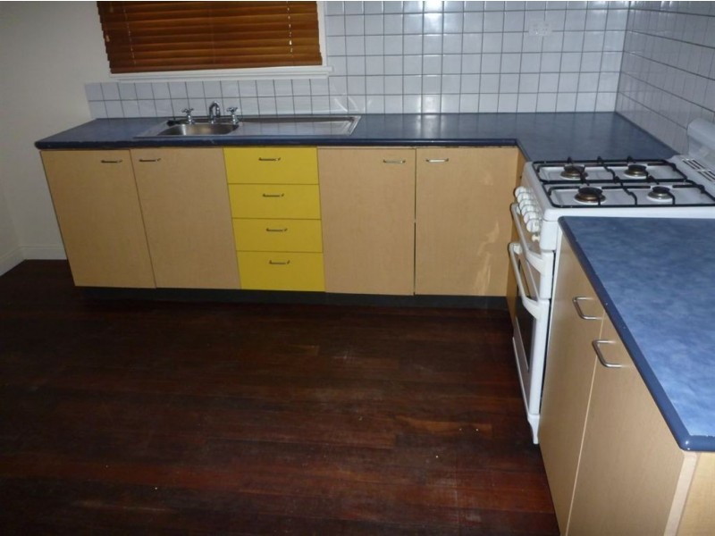 61 leighton road, Halls Head WA 6210