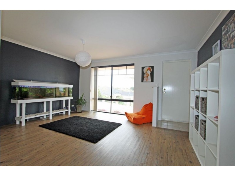 5B Hibiscus Rise, Halls Head WA 6210