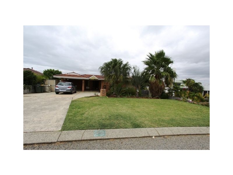 23 Carina Circle, Halls Head WA 6210