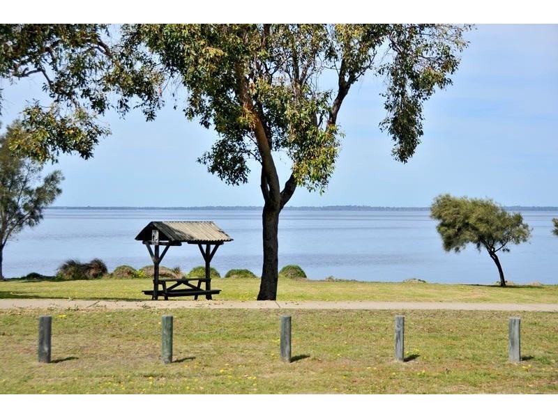 40 Peel Parade, Coodanup WA 6210