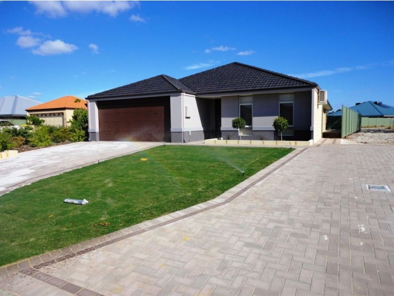 11 Cooeyup Close, Ravenswood WA 6208