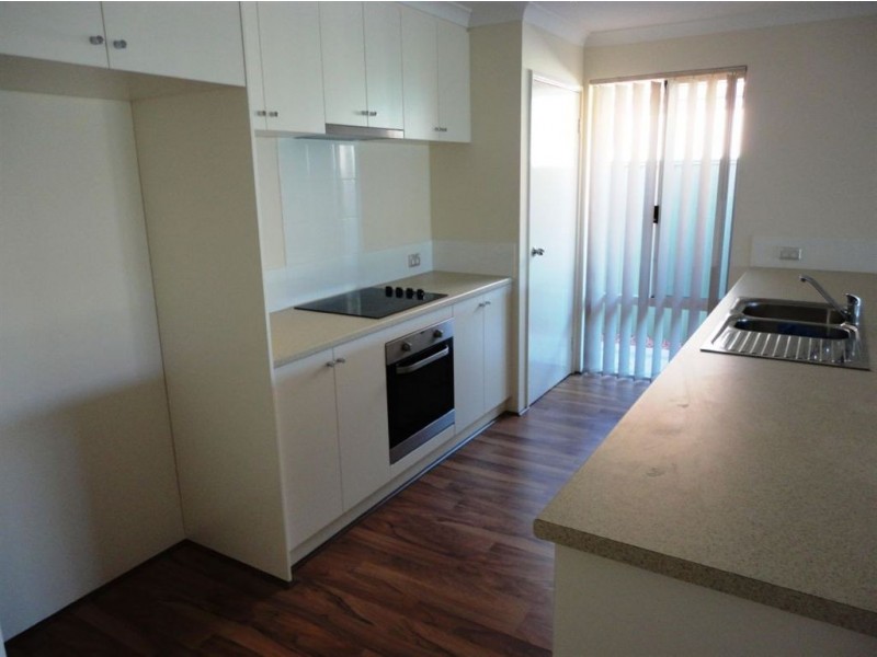 11 Cooeyup Close, Ravenswood WA 6208