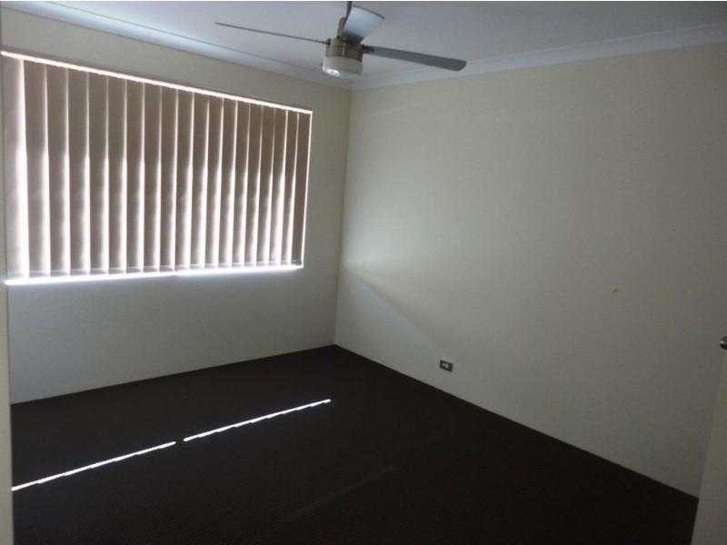 11 Cooeyup Close, Ravenswood WA 6208