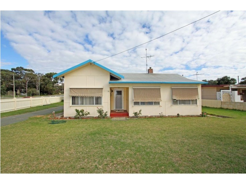 78 Mary Street, Halls Head WA 6210