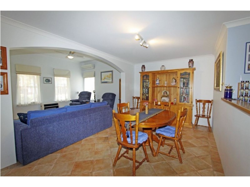 32 Dorothy Ave, Falcon WA 6210