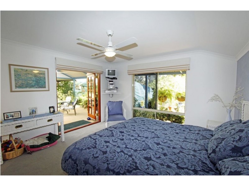 32 Dorothy Ave, Falcon WA 6210