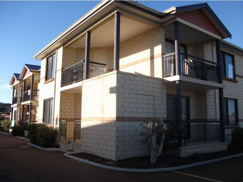 1/24 Davey Street, Mandurah WA 6210