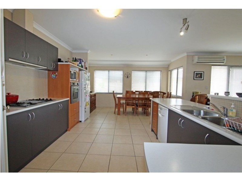 27 Petit Loop, Dudley Park WA 6210