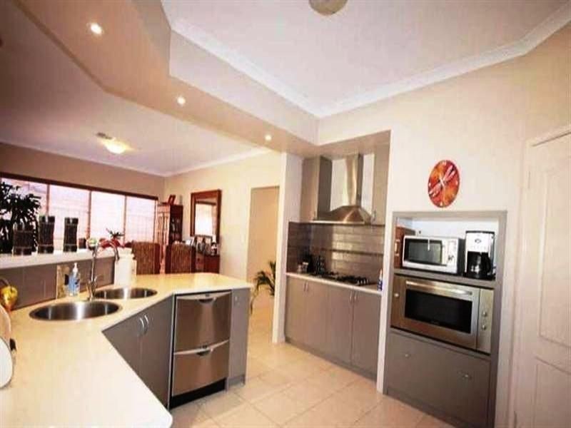 63 Midsummer Circle, Pinjarra WA 6208