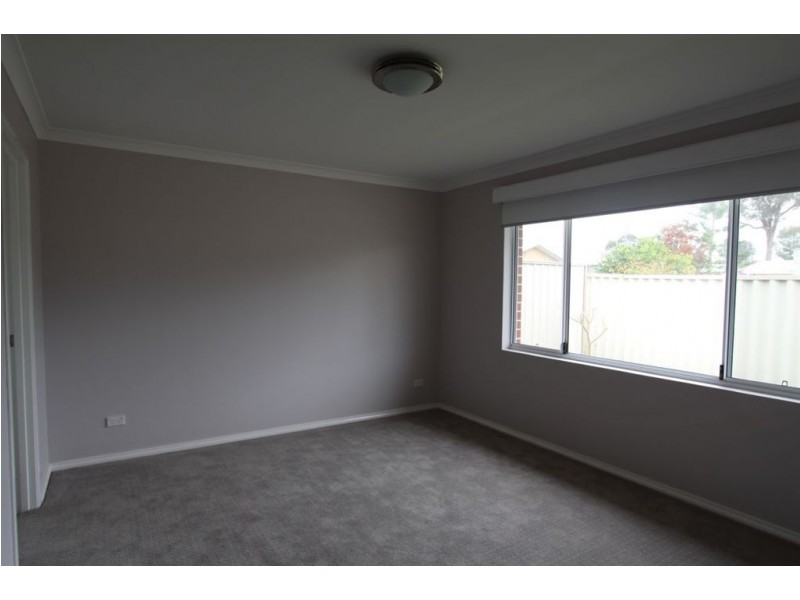 2/35A Karrul Way, Greenfields WA 6210