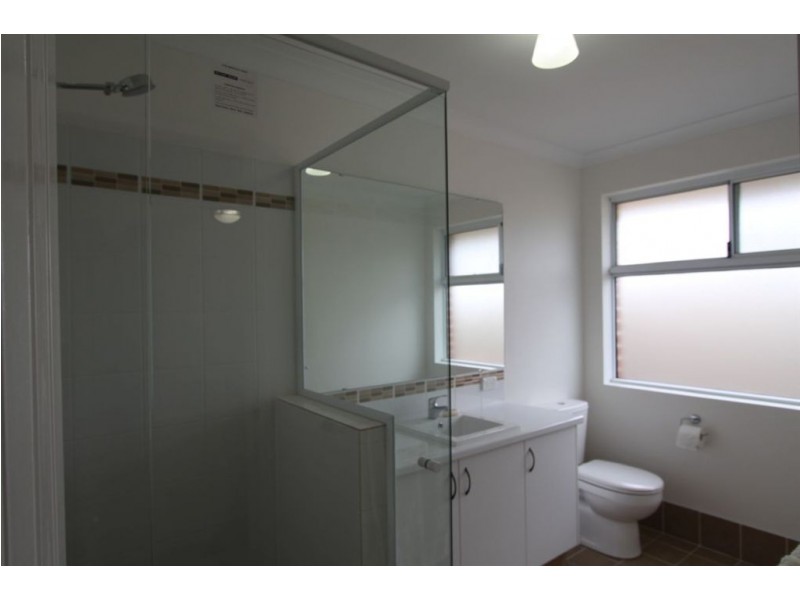 2/35A Karrul Way, Greenfields WA 6210
