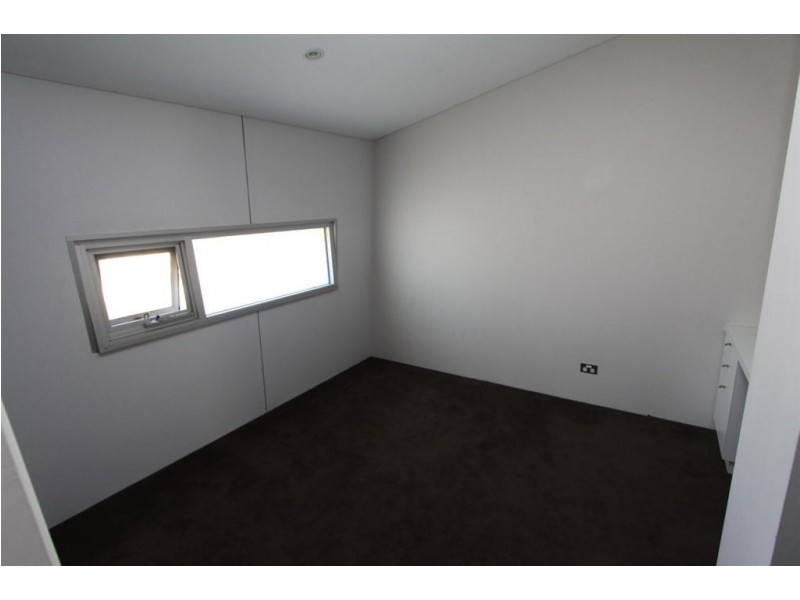 7 Prestwick Green, Meadow Springs WA 6210