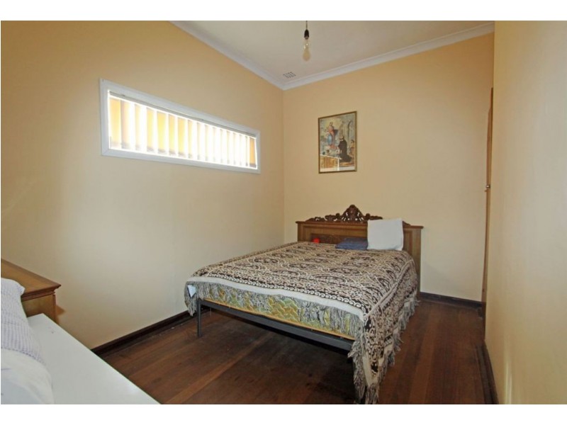 78 Mary Street, Halls Head WA 6210