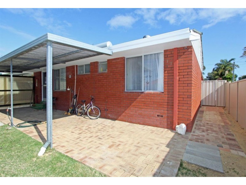 32 Eacott Street, Mandurah WA 6210