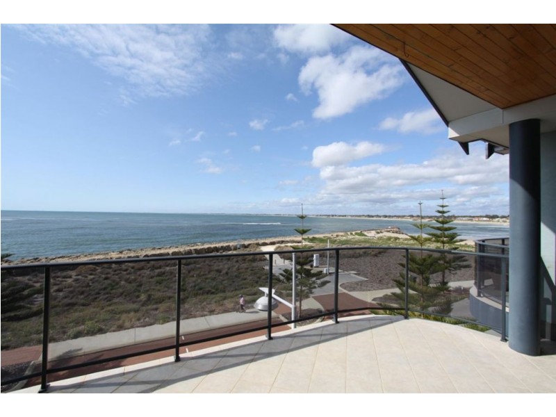 3/55 Breakwater Parade, Mandurah WA 6210