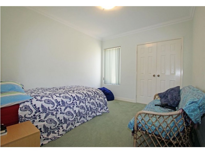 17B Mercedes Avenue, Falcon WA 6210