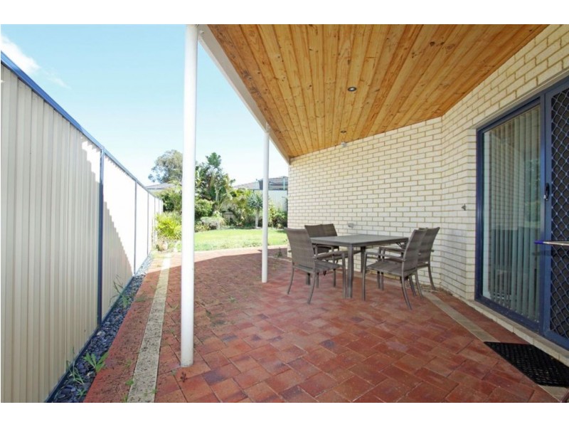 17B Mercedes Avenue, Falcon WA 6210