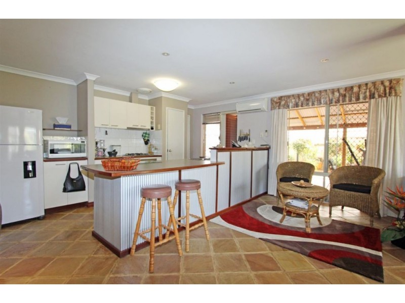 12 Dillington Mews, Erskine WA 6210