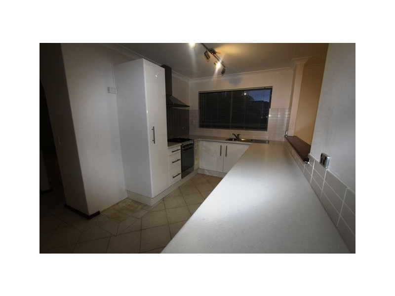36 Portmarnock Circle, Halls Head WA 6210