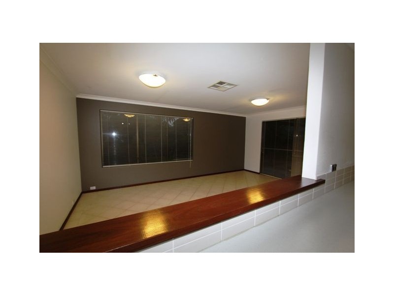 36 Portmarnock Circle, Halls Head WA 6210