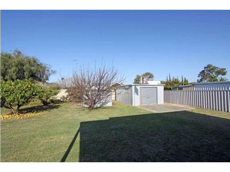 3 King Drive, Wannanup WA 6210