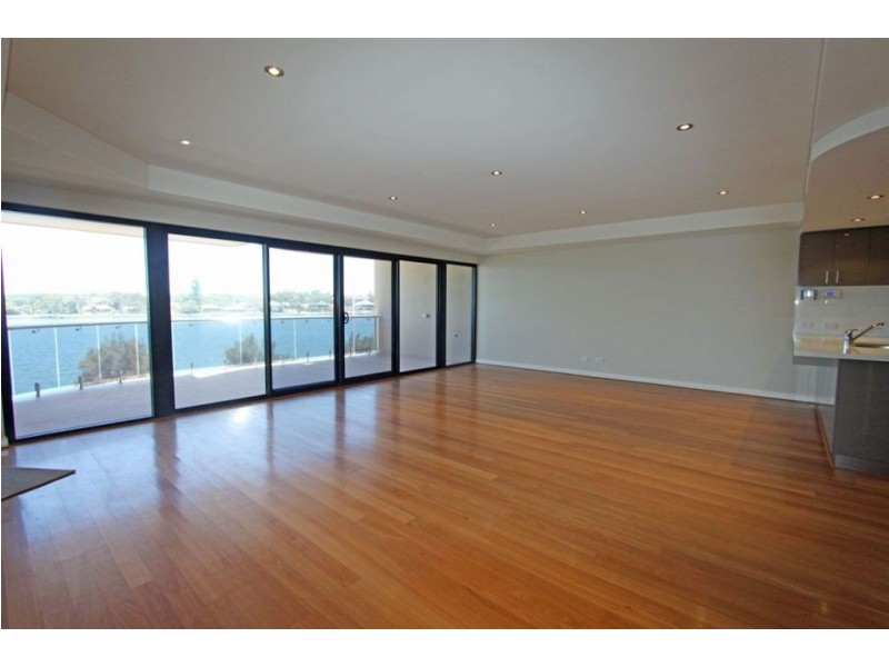 3/3 Galileo Loop, Mandurah WA 6210