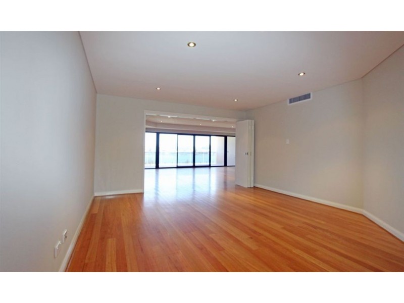 3/3 Galileo Loop, Mandurah WA 6210