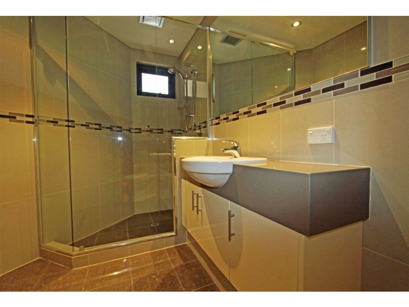 3/3 Galileo Loop, Mandurah WA 6210