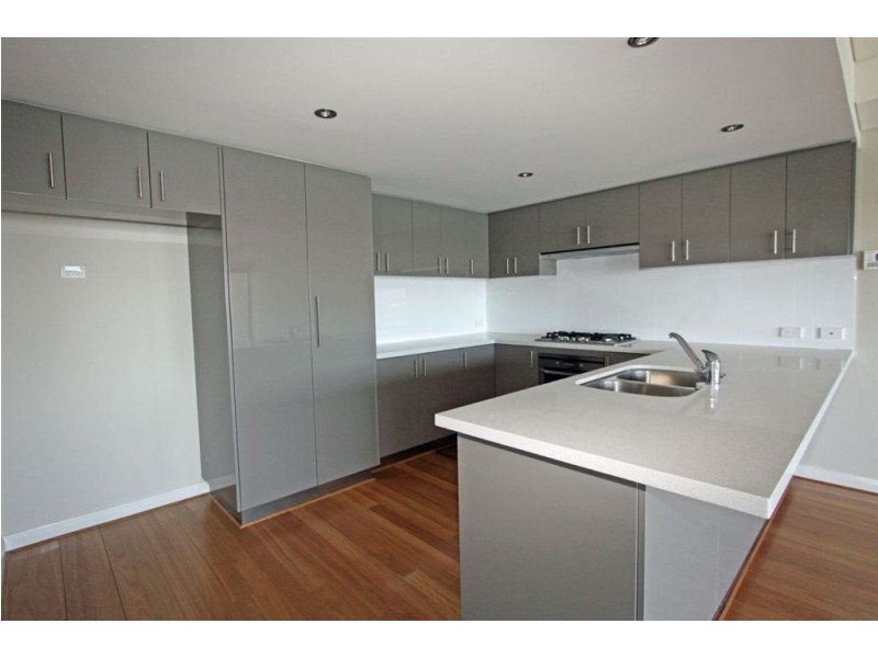 4/3 Galileo Loop, Mandurah WA 6210