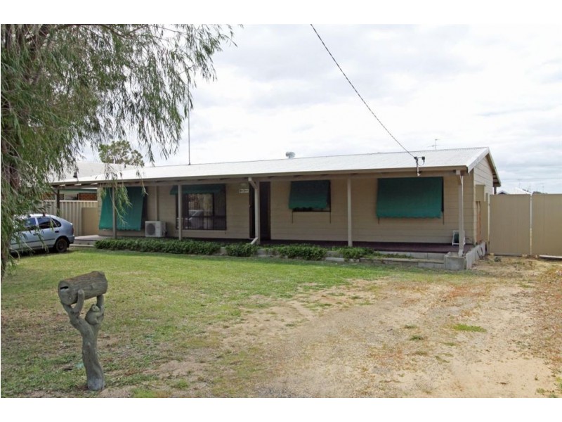 3 King Drive, Wannanup WA 6210
