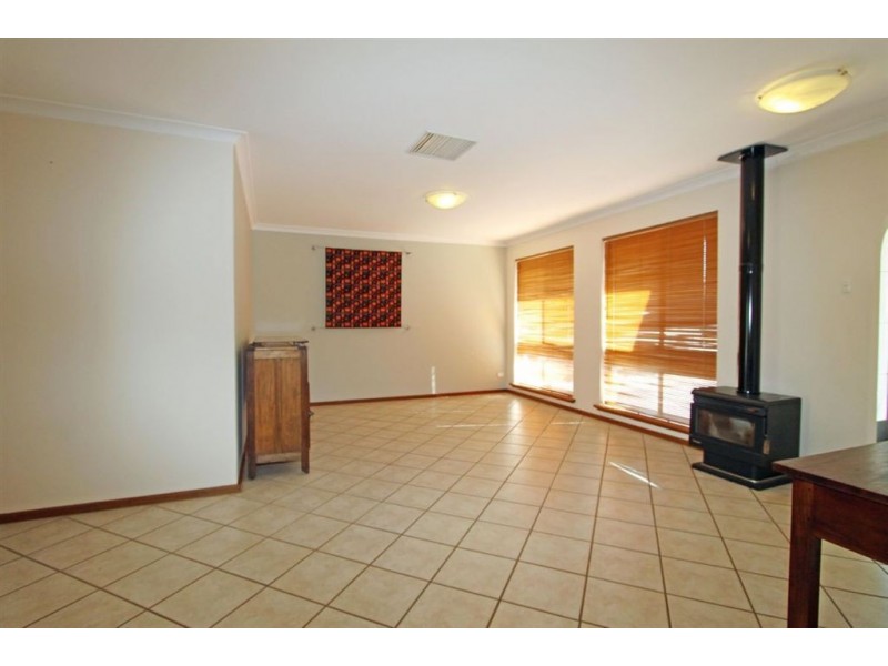 49 Dorothy Avenue, Falcon WA 6210