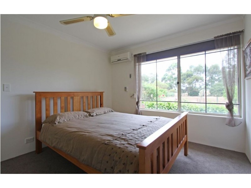 72 Dewar Road, North Dandalup WA 6207