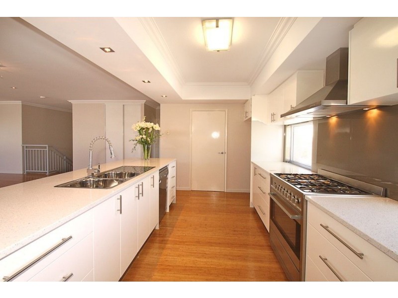 16 Southport Blvd, Dawesville WA 6211