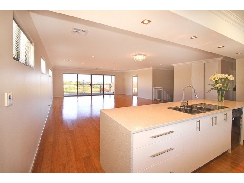 16 Southport Blvd, Dawesville WA 6211
