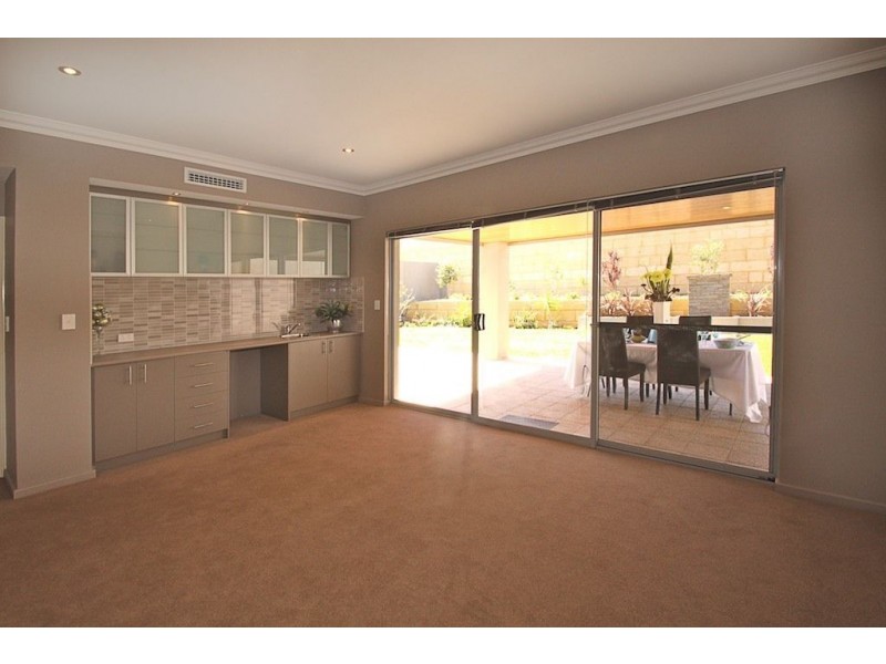16 Southport Blvd, Dawesville WA 6211