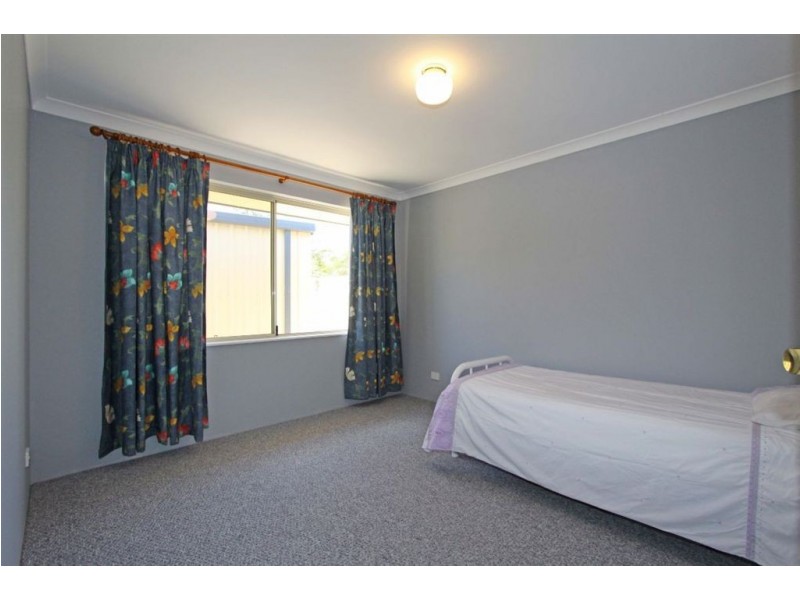 30 Brouwer Trail, Dudley Park WA 6210