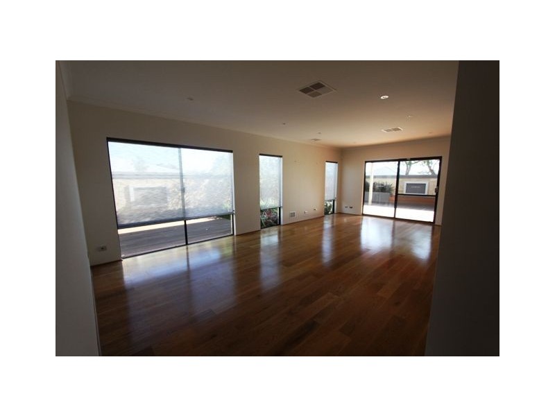 66 Sticks Blvd, Erskine WA 6210