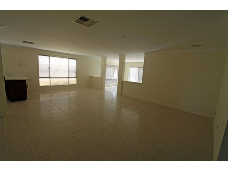 29 Yindana Boulevard, Lakelands WA 6180