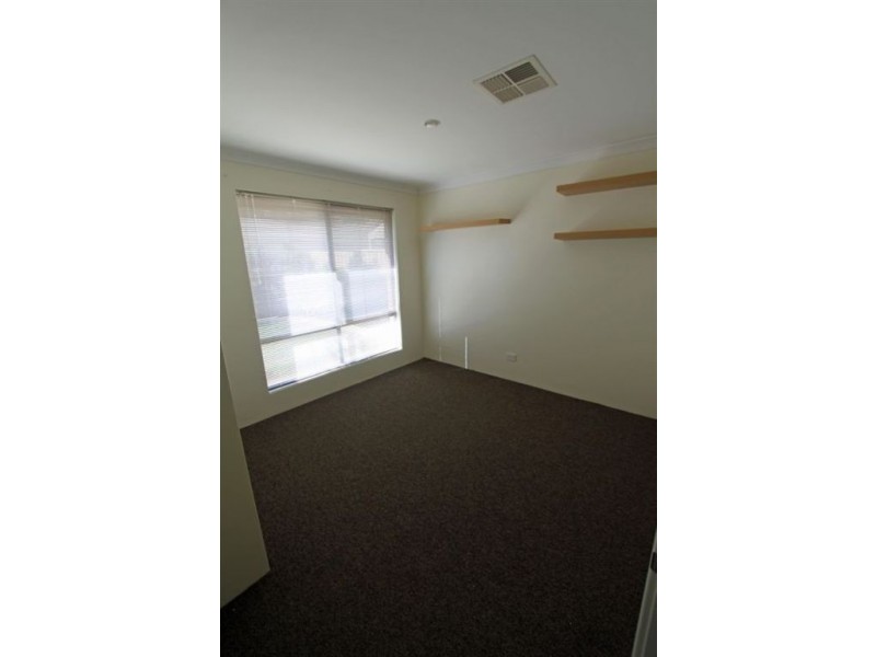 29 Yindana Boulevard, Lakelands WA 6180