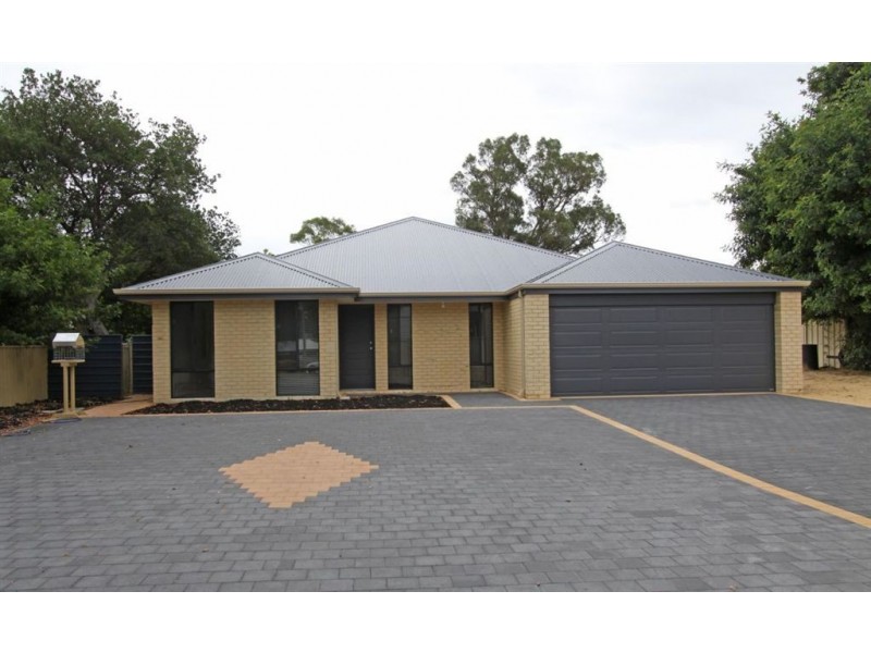 2A Walya Place, Greenfields WA 6210