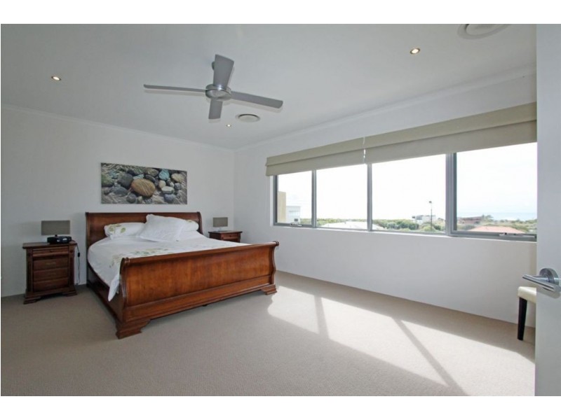 26 Endeavour Circle, Wannanup WA 6210