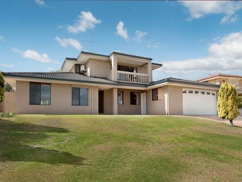 10 Hamilton Way, Silver Sands WA 6210
