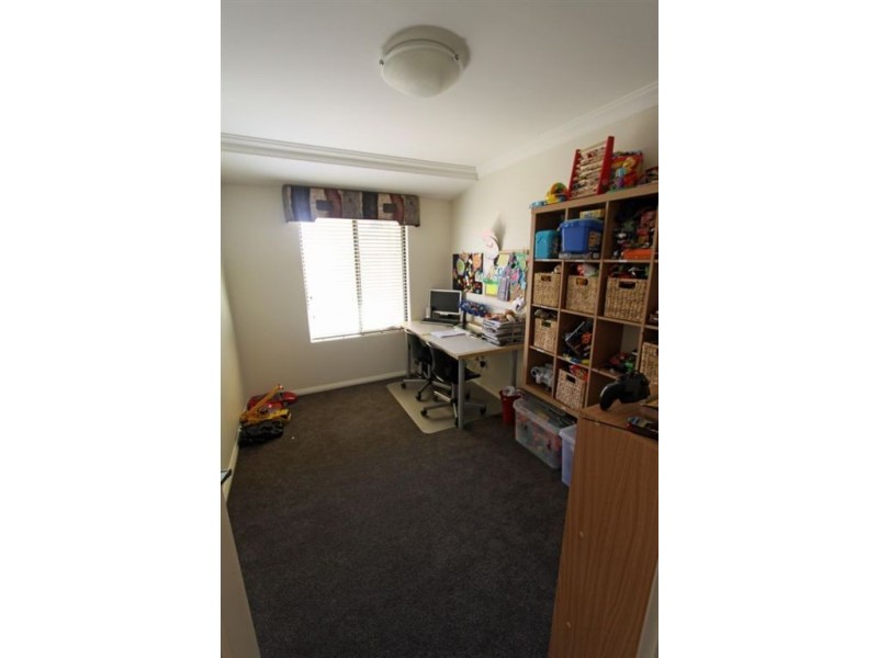 15 Aztec island Retreat, Halls Head WA 6210