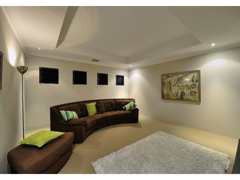 21 Waterlily Drive, Dudley Park WA 6210