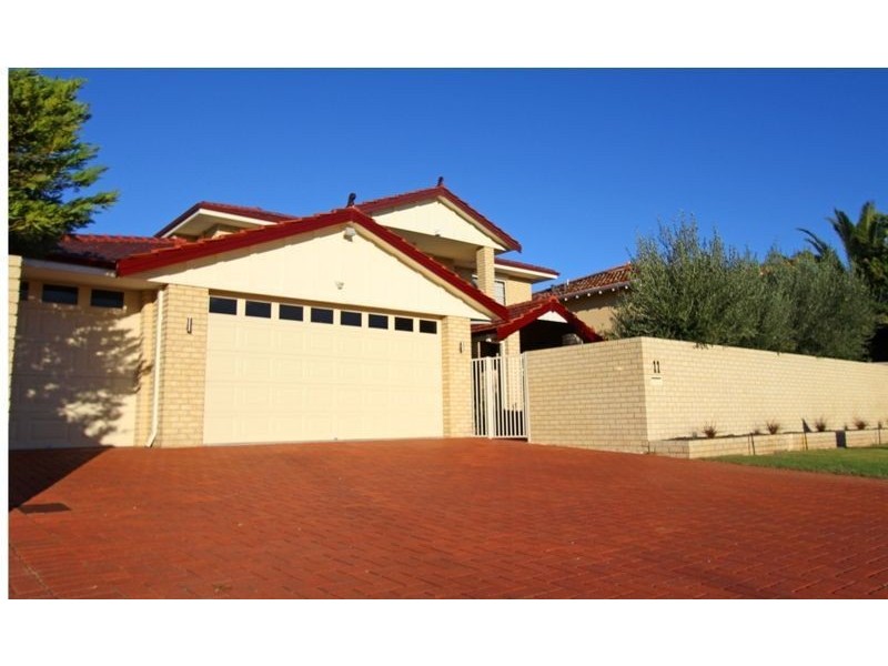 11 Ronsard Drive, San Remo WA 6210