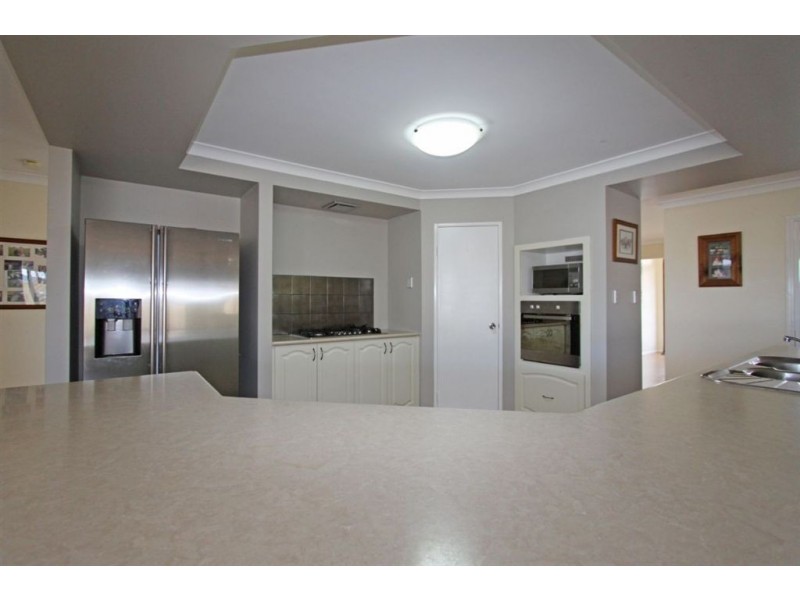 11 Hyden Loop, Dawesville WA 6211